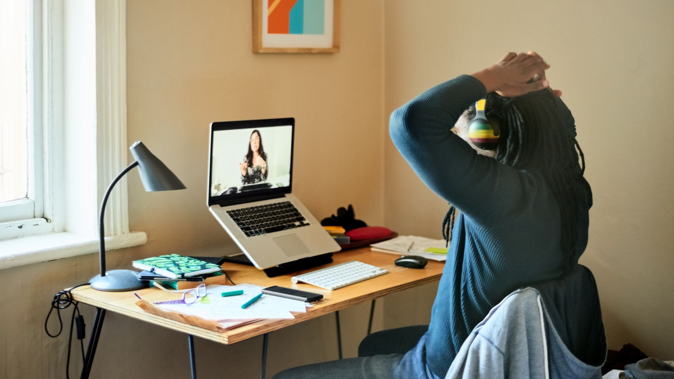 Virtual assistant vs executive assistant vs chief of staff